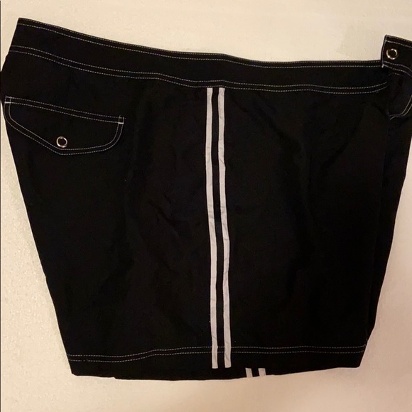 NWOT black swim cover up shorts 2x - Picture 2 of 7